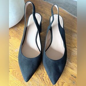 Lewit Black Slingback Heels
